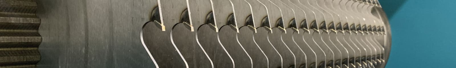 Lico Machinery DEB Series optimized gang edgers, installed in a production plant